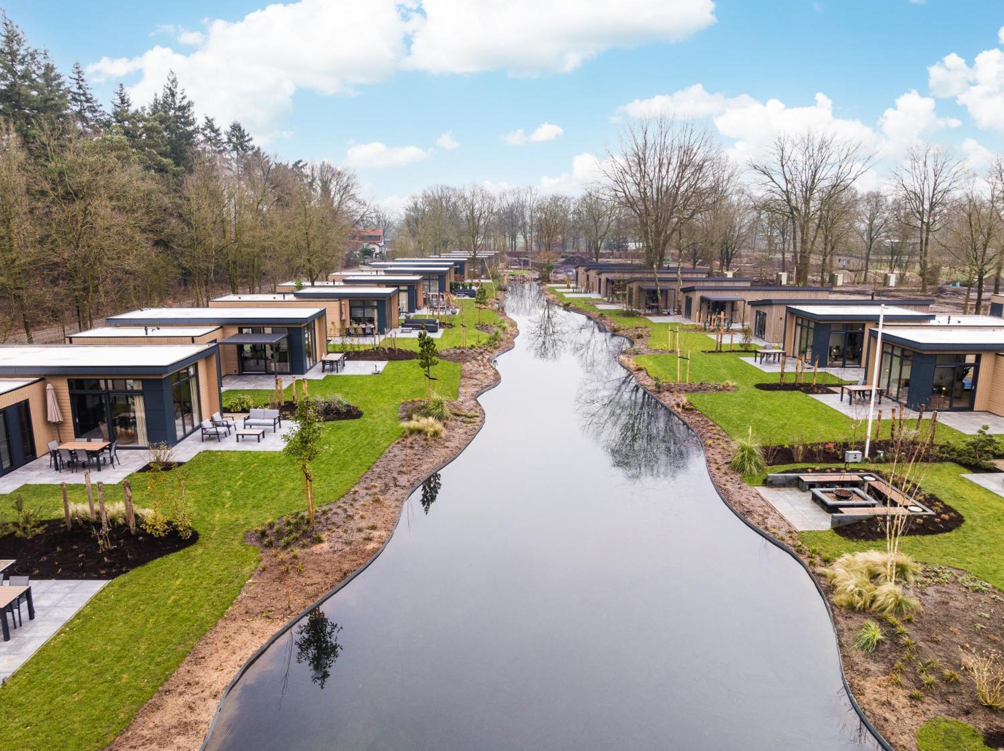 Veluwepark De Bosgraaf | Comfort Met Hottub Lieren Экстерьер фото
