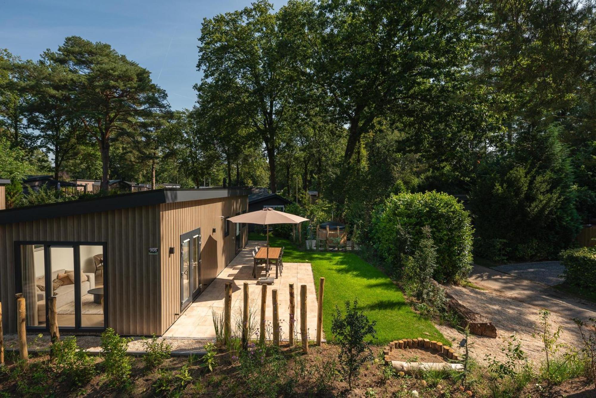 Veluwepark De Bosgraaf | Comfort Met Hottub Lieren Номер фото