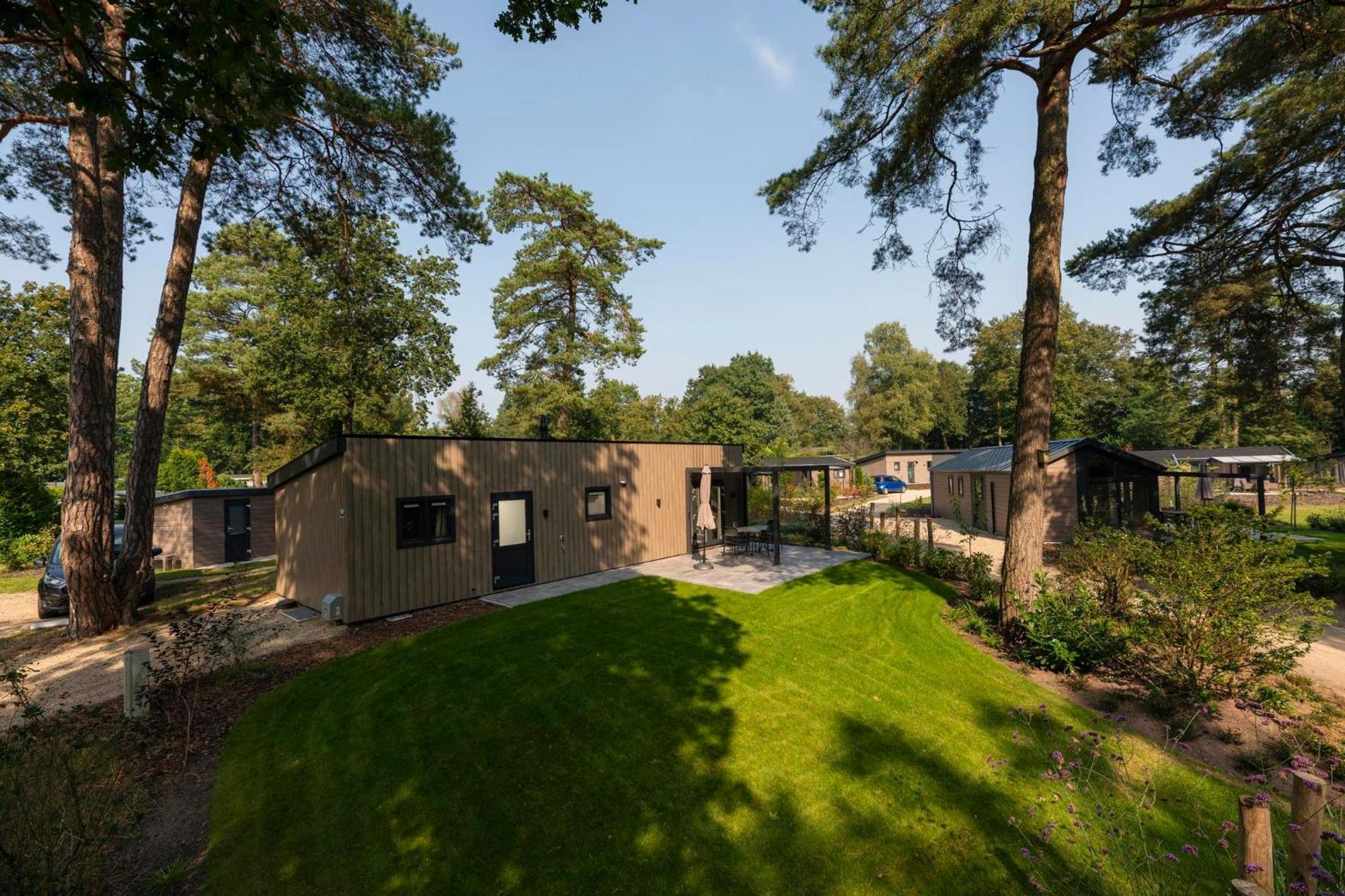 Veluwepark De Bosgraaf | Comfort Met Hottub Lieren Экстерьер фото