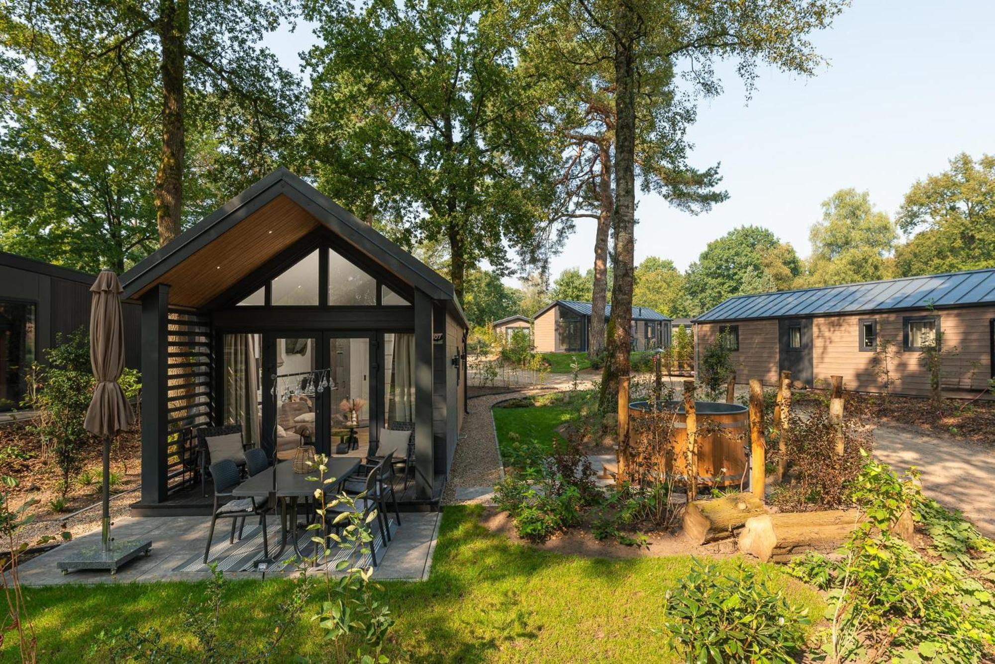 Veluwepark De Bosgraaf | Comfort Met Hottub Lieren Экстерьер фото