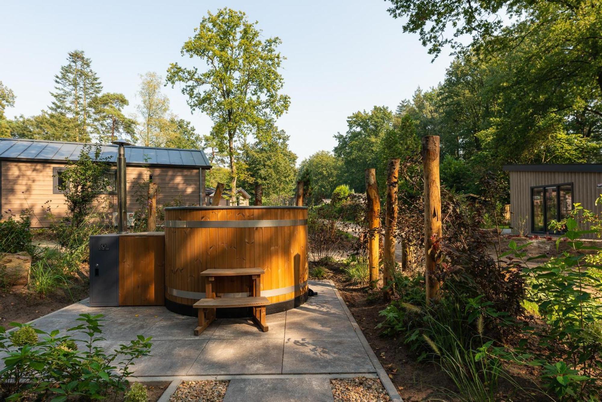 Veluwepark De Bosgraaf | Comfort Met Hottub Lieren Экстерьер фото